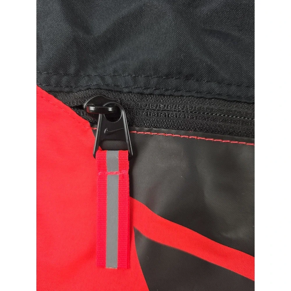 Nike Vapor Gym Sack Bag Red Black Drawstring Logo Outer Zip Pocket Inner Divider